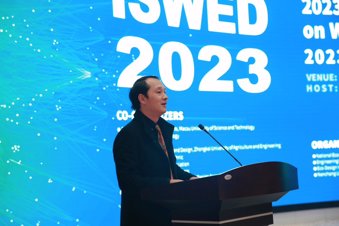 姚琤院长主持会议